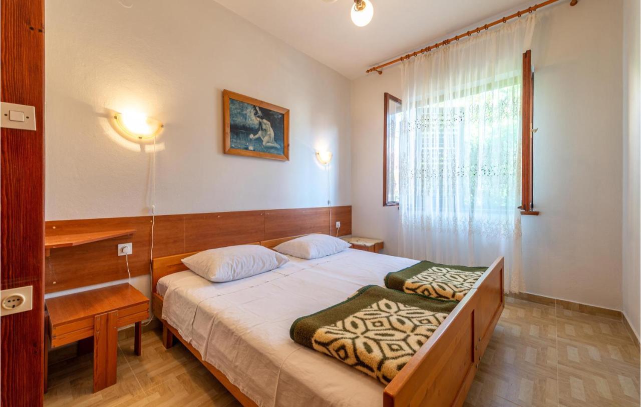 Stunning Apartment In Zadar With Wifi Exterior photo